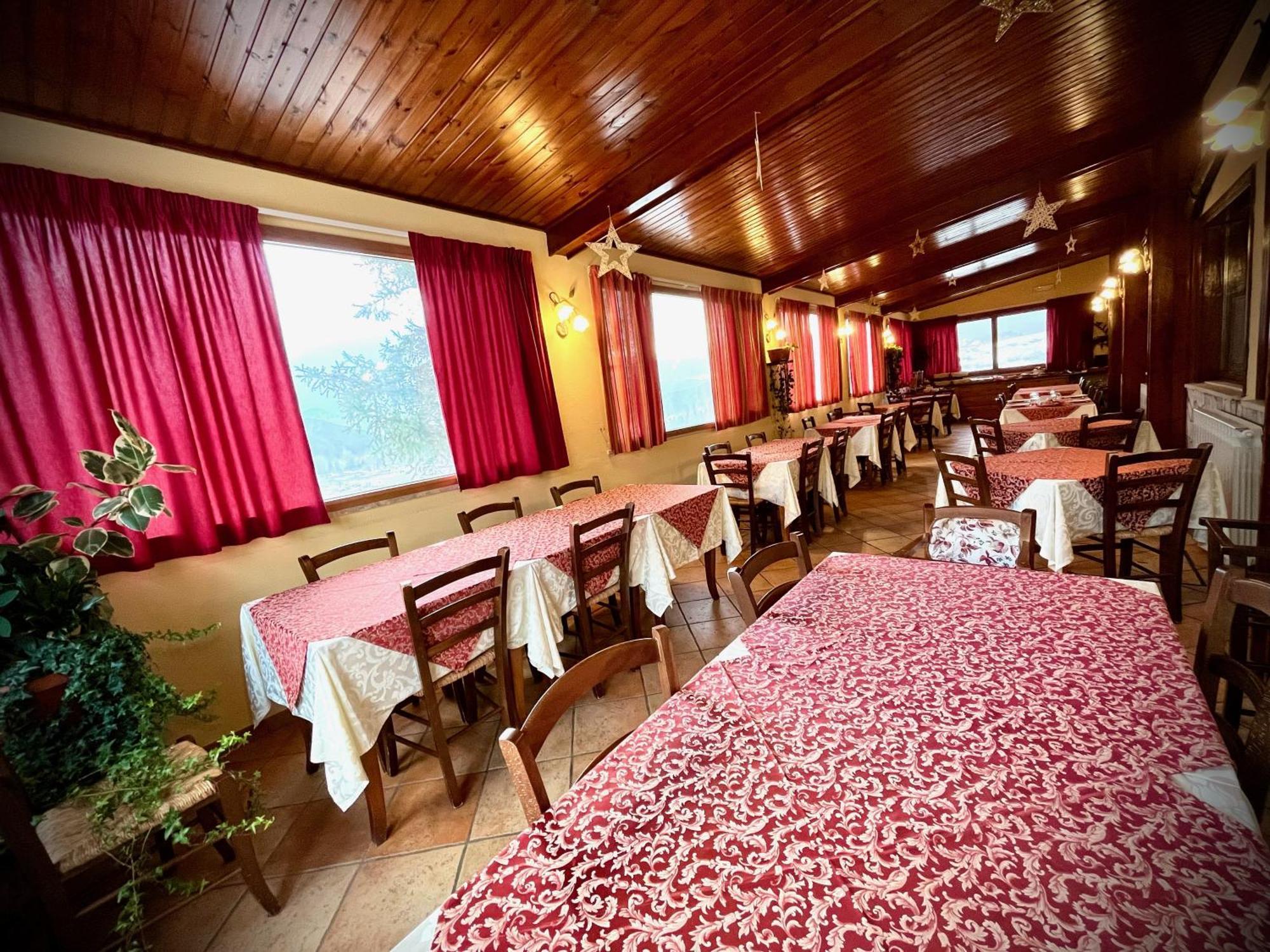 Hotel Pinguino Pescasseroli Exteriér fotografie