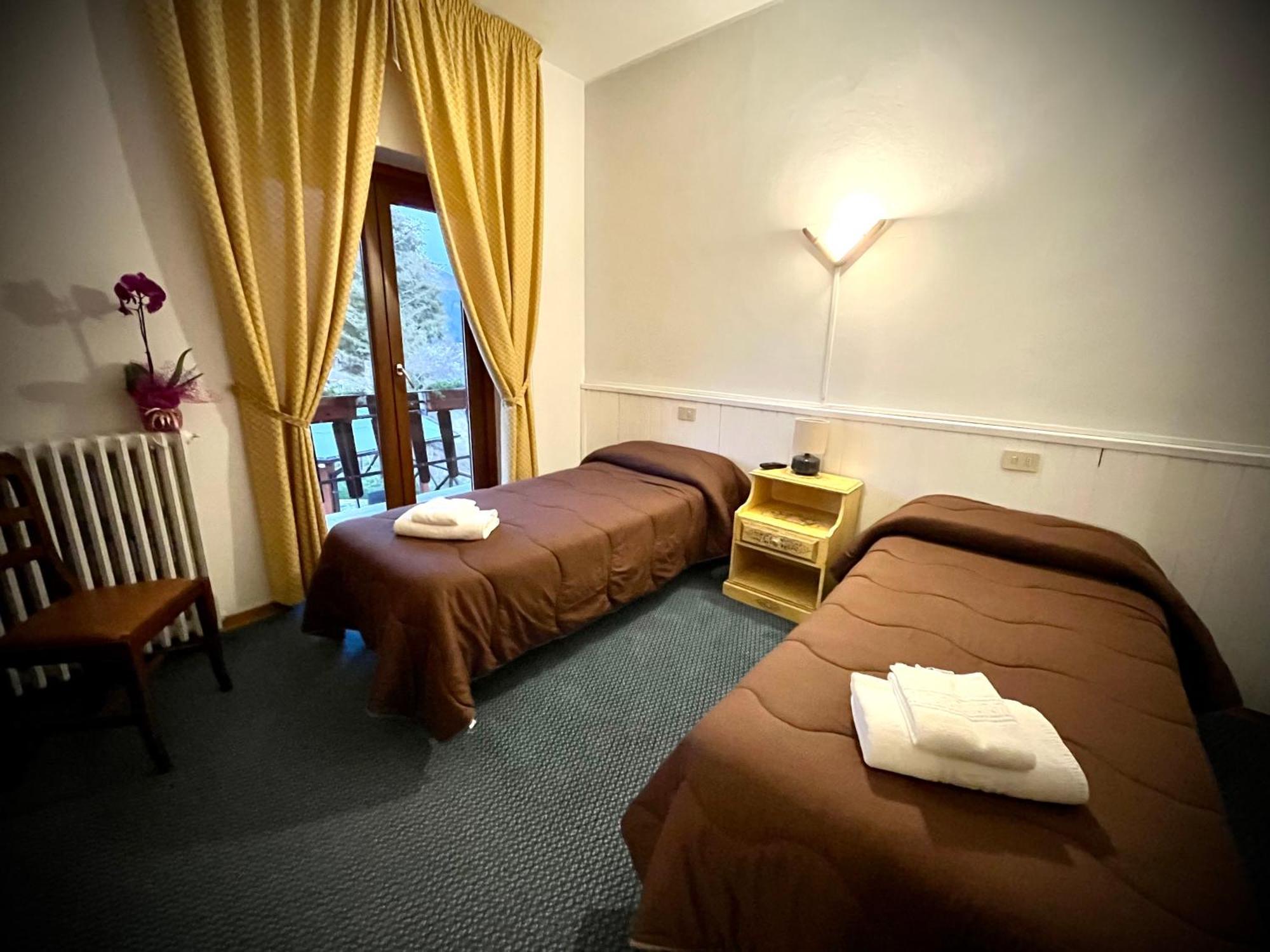 Hotel Pinguino Pescasseroli Pokoj fotografie
